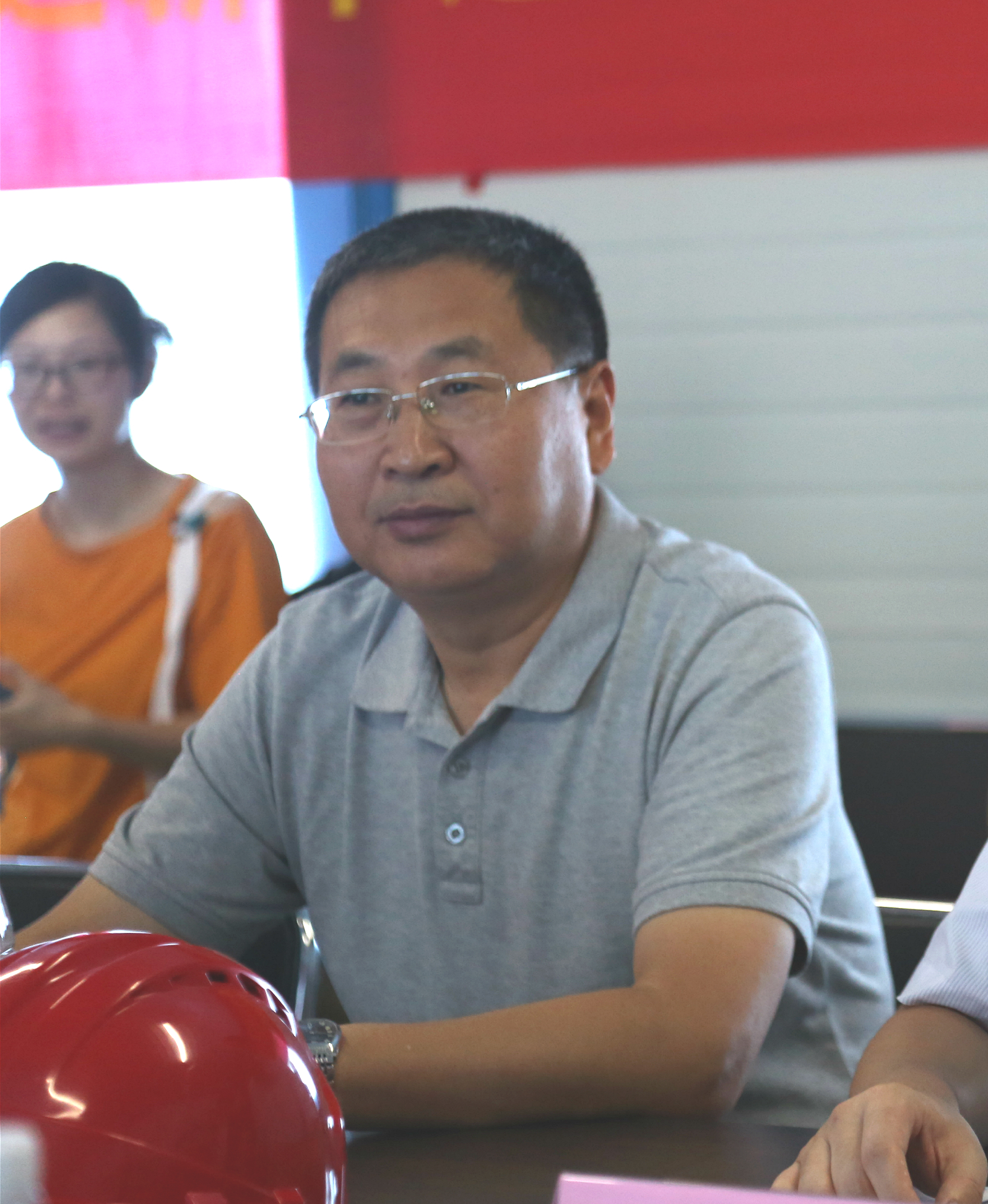 省住建廳二級巡視員、機關(guān)黨委書(shū)記楊洪海