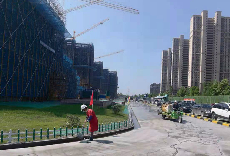 專(zhuān)人清掃